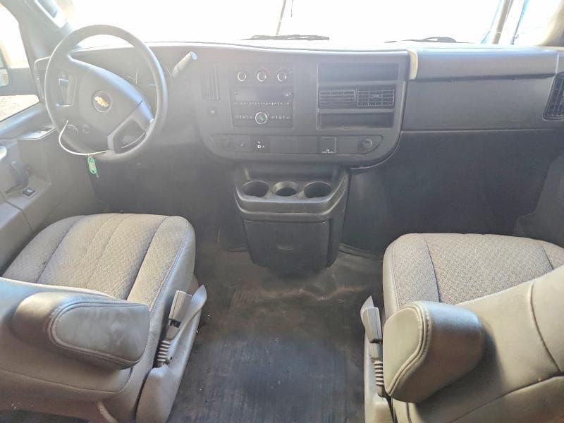 2019 CHEVROLET EXPRESS G2500 8