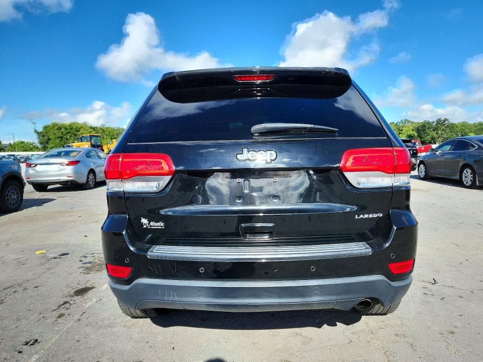 2018 JEEP GRAND CHEROKEE LAREDO 6