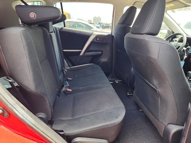 2017 TOYOTA RAV4 LE 10