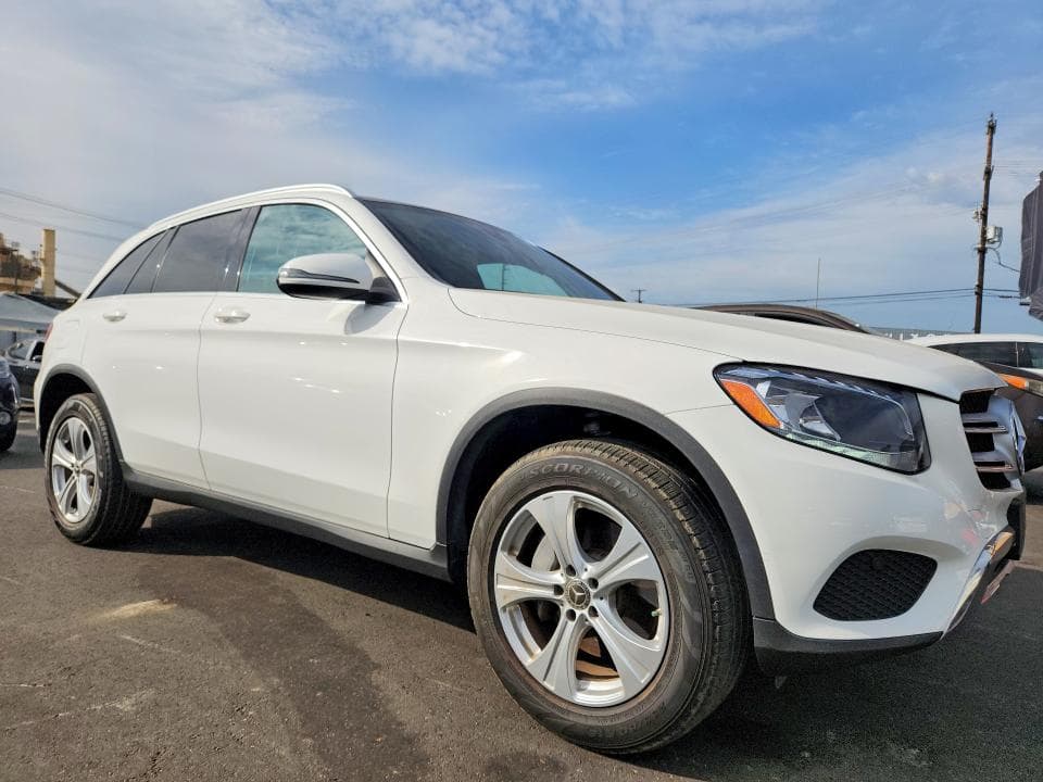 2018 MERCEDES-BENZ GLC 300 4