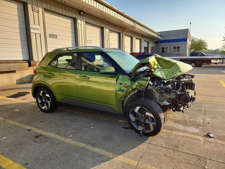 2022 HYUNDAI VENUE SEL 4