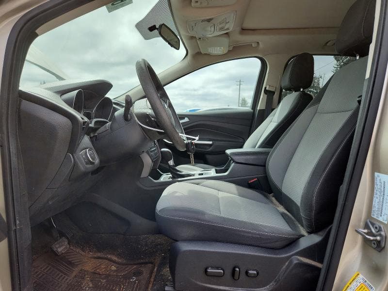 2017 FORD ESCAPE SE 7