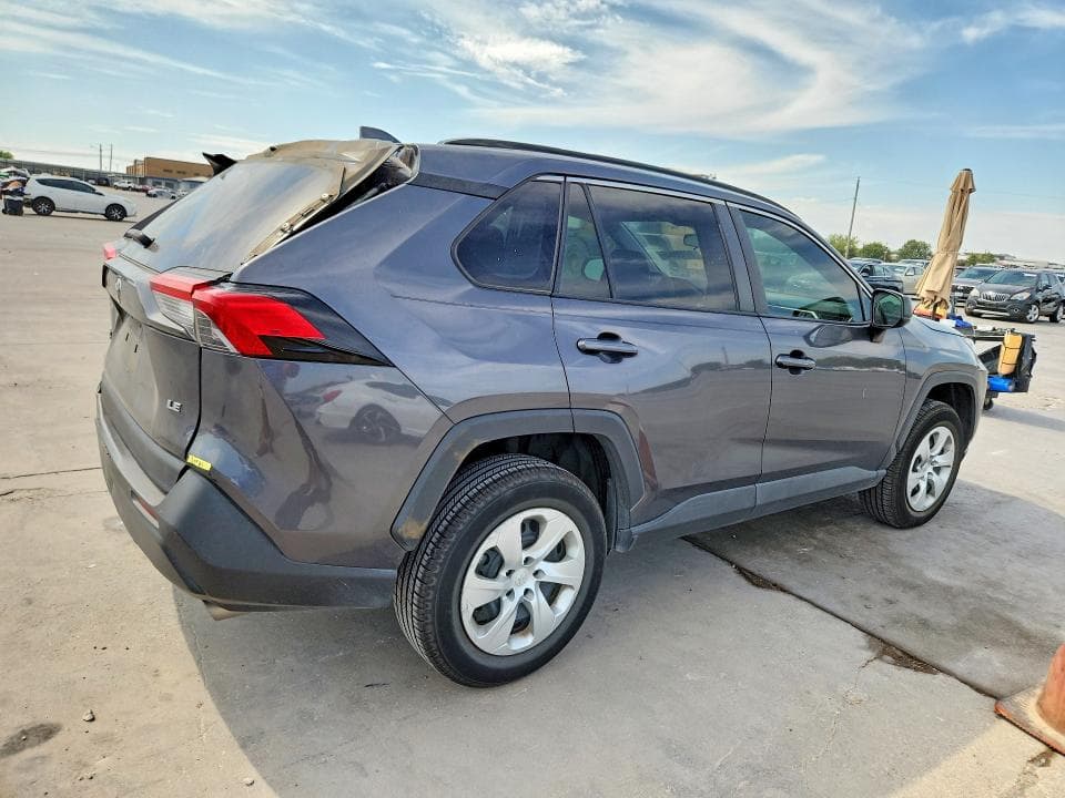 2020 TOYOTA RAV4 LE 3