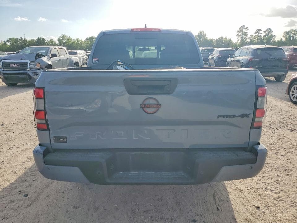 2024 NISSAN FRONTIER PRO-4X 6