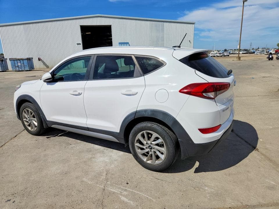 2017 HYUNDAI TUCSON SE 2