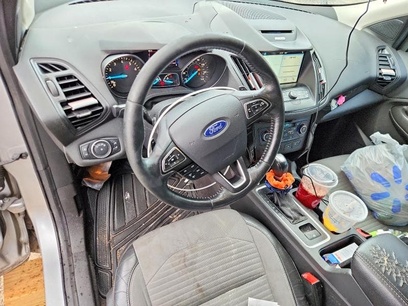2017 FORD ESCAPE SE 8