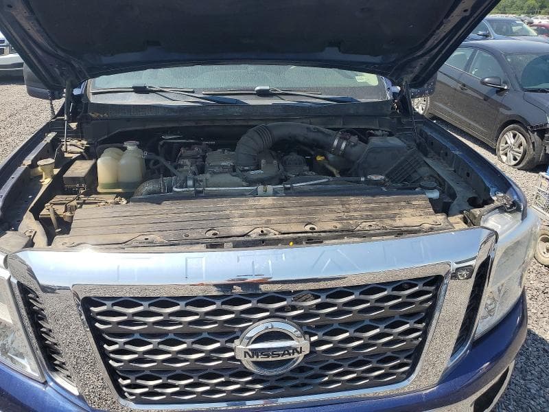 2018 NISSAN TITAN XD S 11