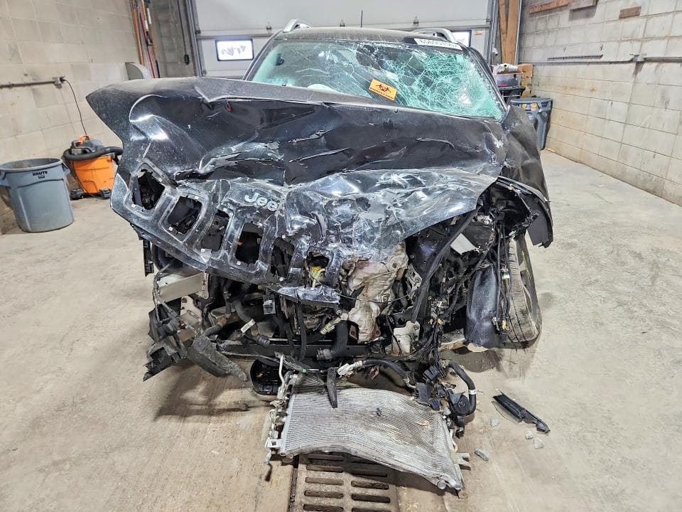 2019 JEEP CHEROKEE LIMITED 5