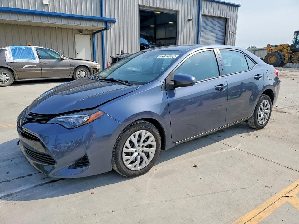2017 TOYOTA COROLLA LE - 1