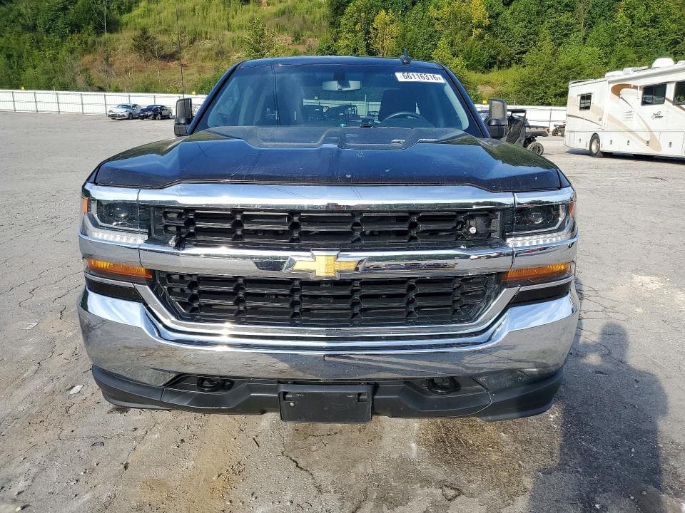 2018 CHEVROLET SILVERADO K1500 LT 5