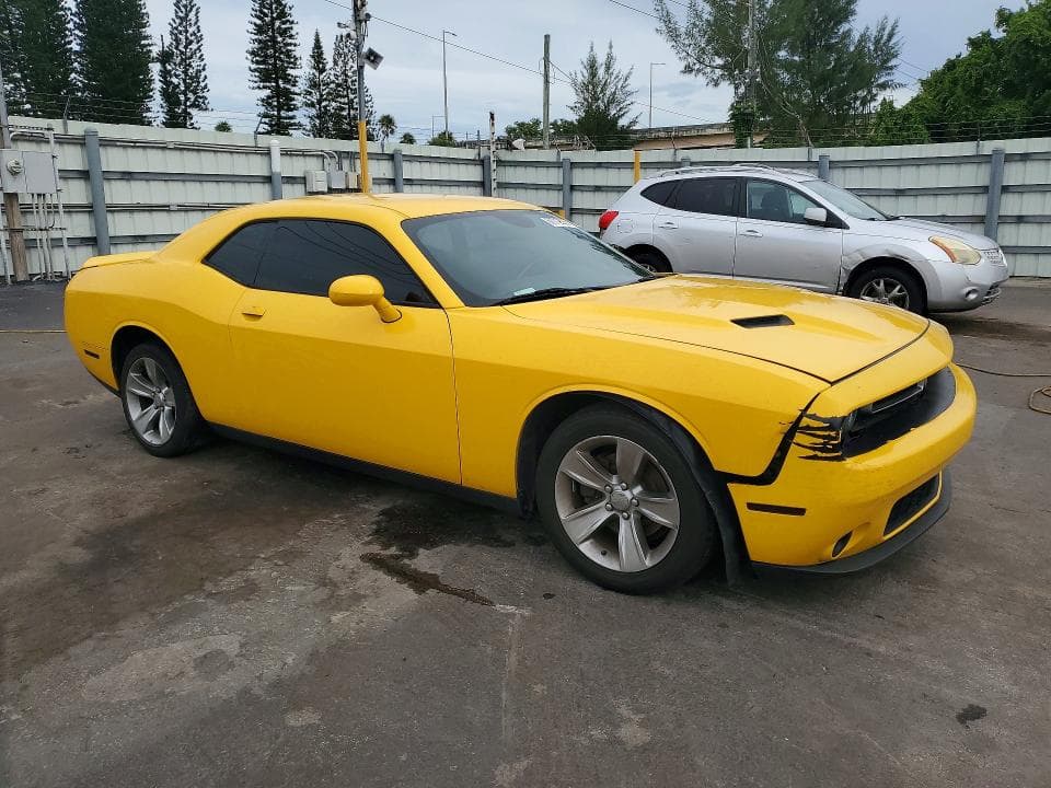 2019 DODGE CHALLENGER SXT 4