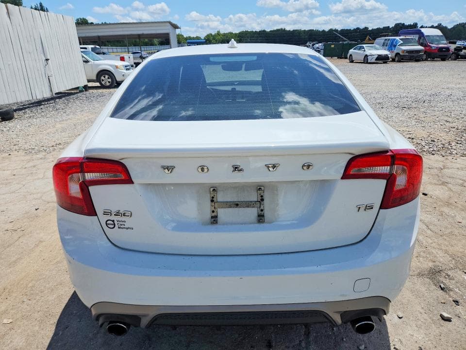 2017 VOLVO S60 6