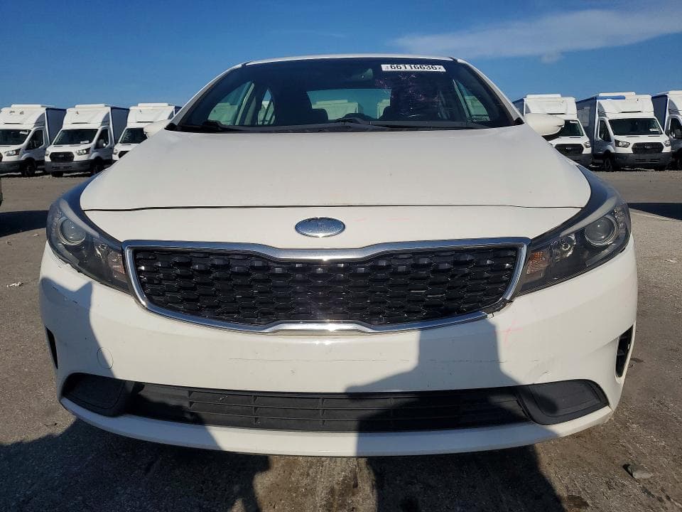 2018 KIA FORTE S 5