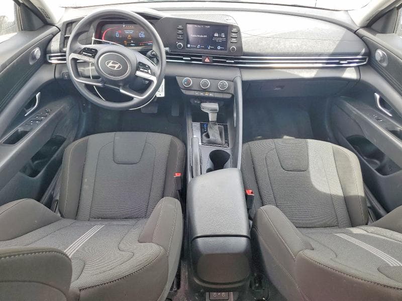 2026 HYUNDAI ELANTRA SE 8