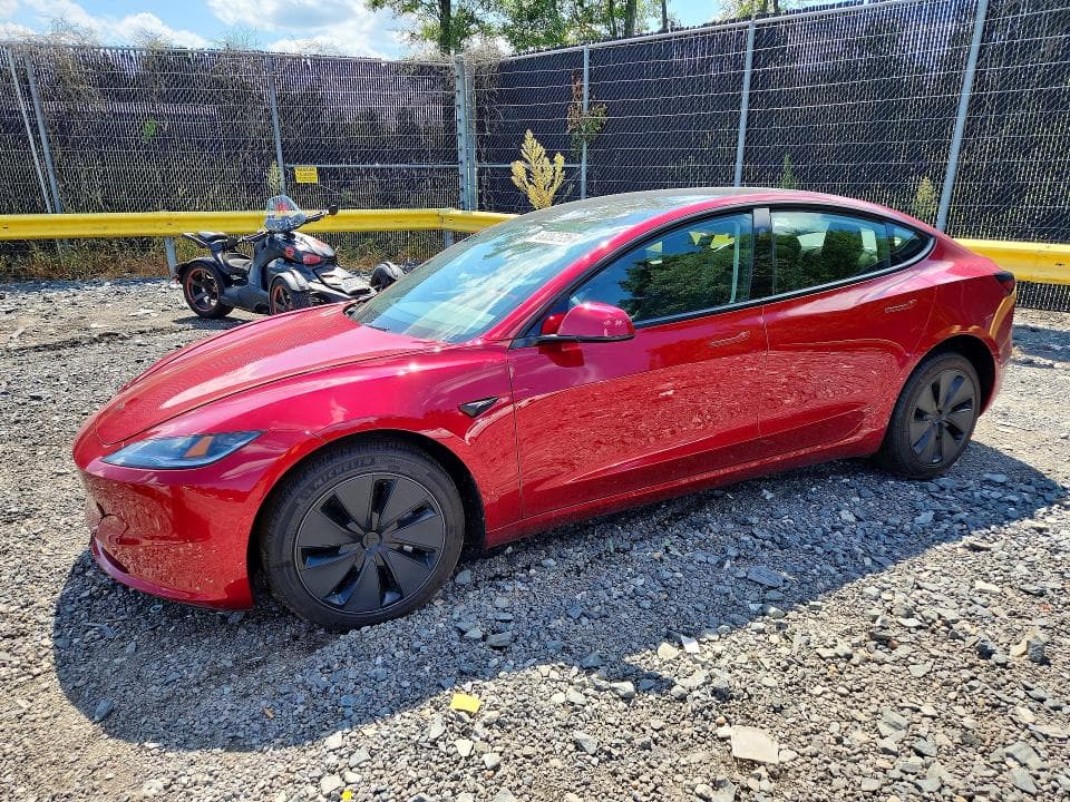 2026 TESLA MODEL 3 - 1