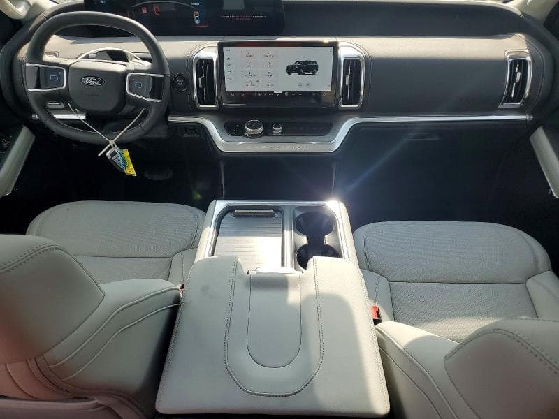 2026 FORD EXPEDITION PLATINUM 8