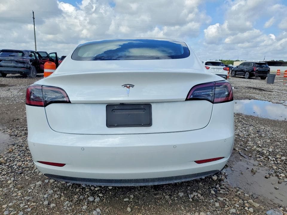2021 TESLA MODEL 3 6