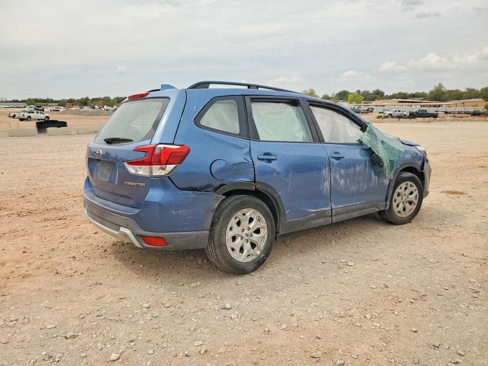 2021 SUBARU FORESTER 3