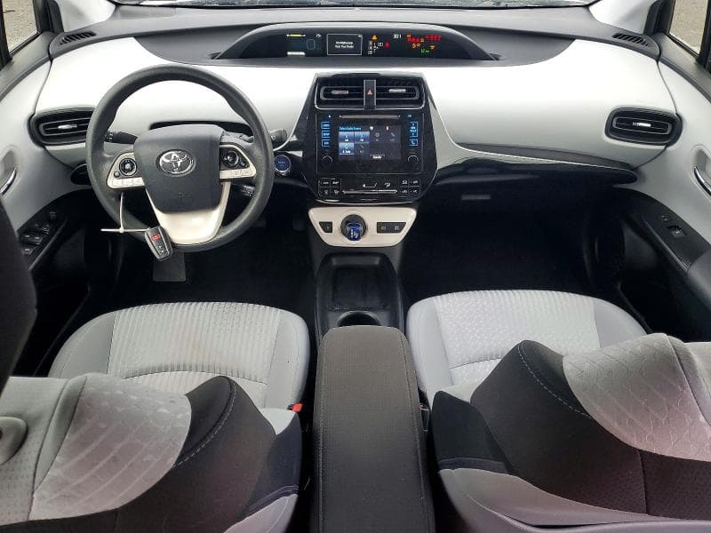 2017 TOYOTA PRIUS TWO 8