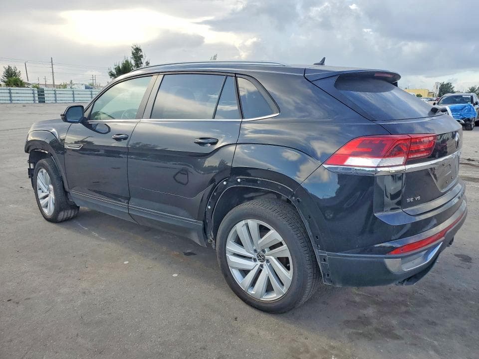 2021 VOLKSWAGEN ATLAS CROSS SPORT SE 2