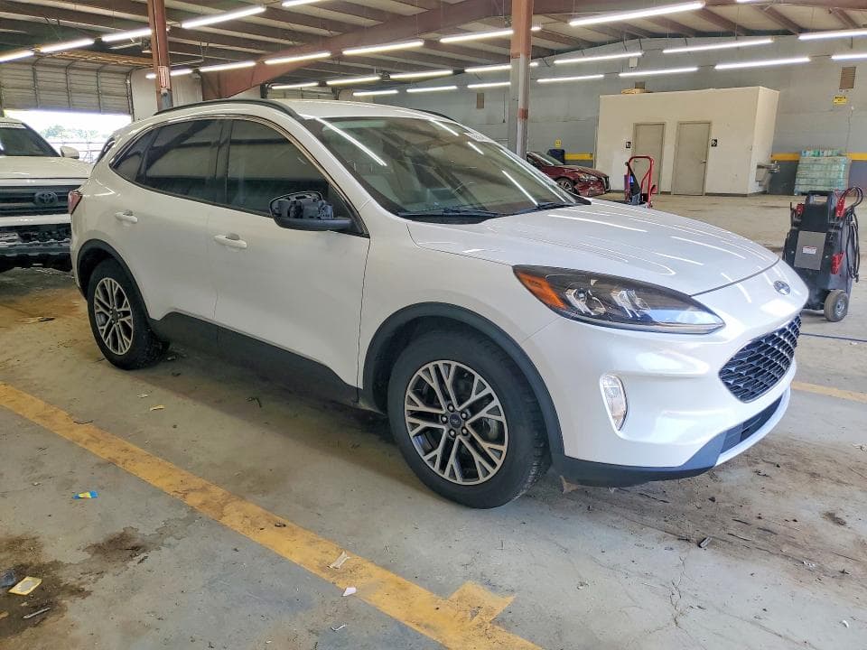 2020 FORD ESCAPE SEL 4