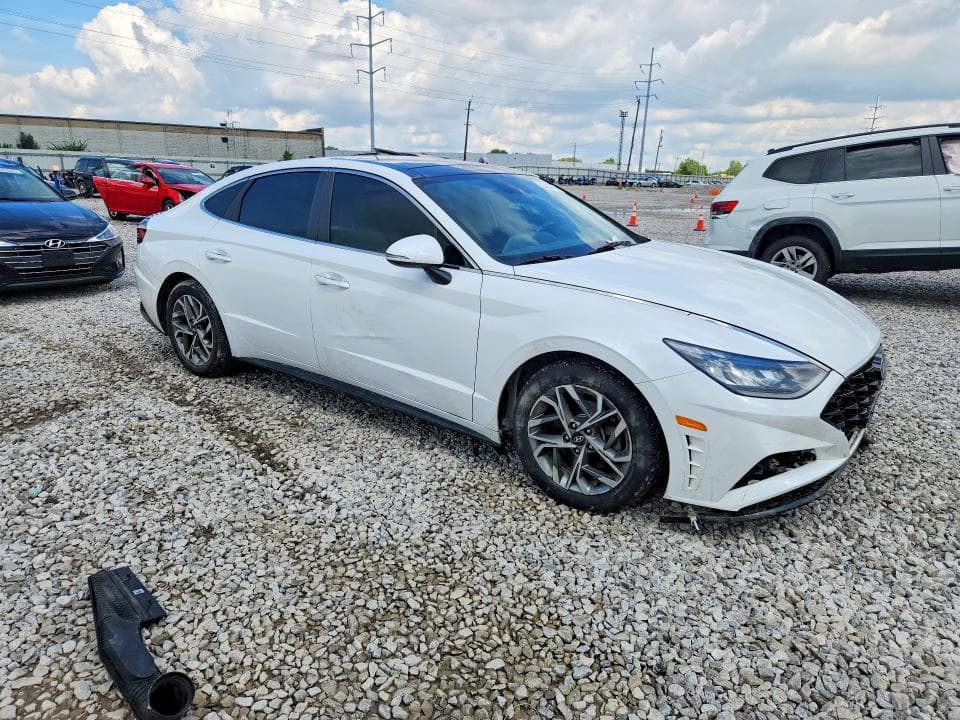 2022 HYUNDAI SONATA SEL 4