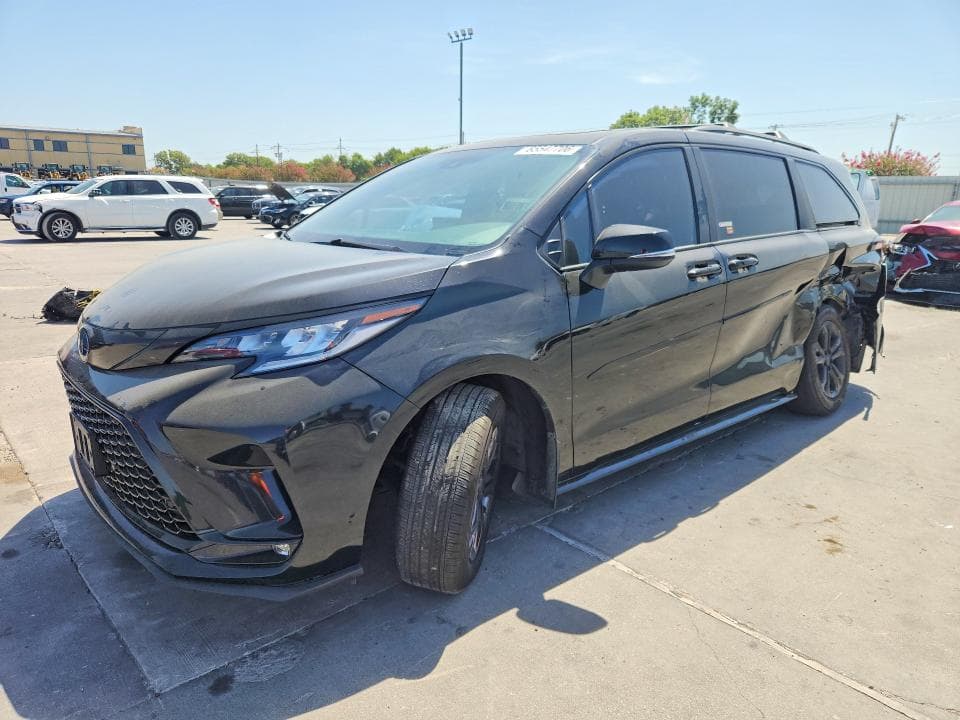 2025 TOYOTA SIENNA XSE 7-PASSENGER