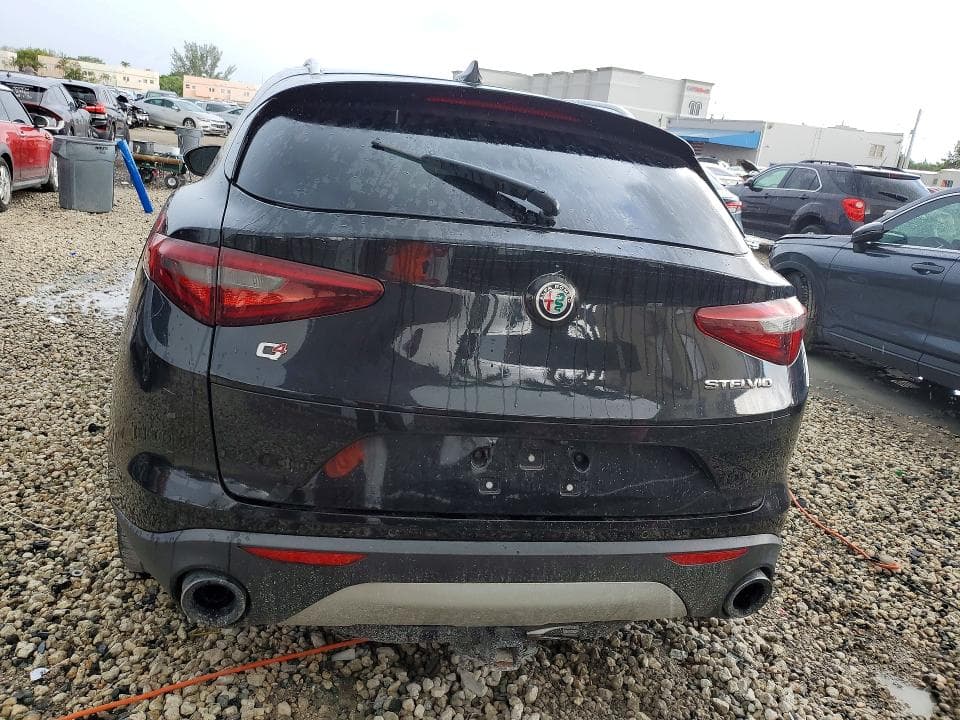 2018 ALFA ROMEO STELVIO 6