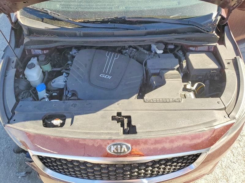 2017 KIA SEDONA LX 12