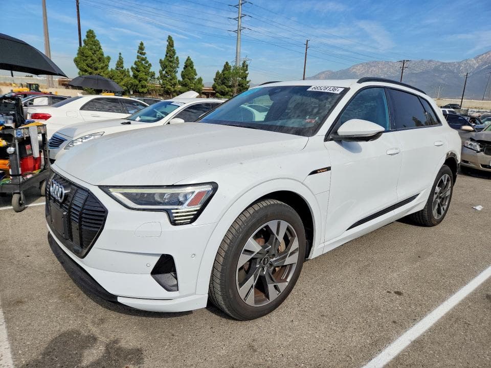 2021 AUDI E-TRON PREMIUM - 1