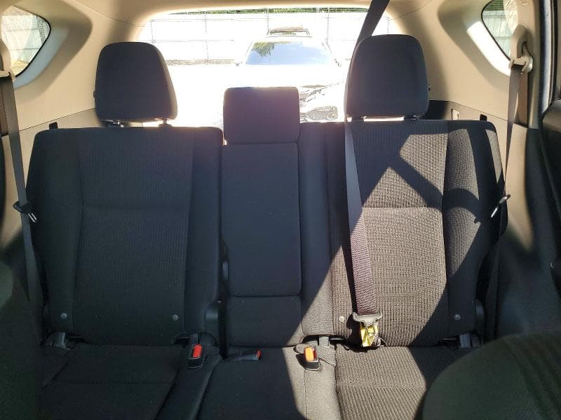 2018 TOYOTA RAV4 LE 10