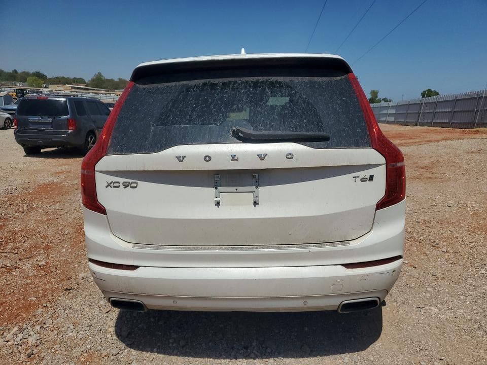 2020 VOLVO XC90 T6 MOMENTUM 6