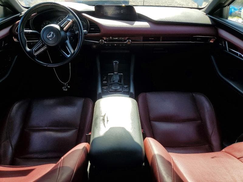 2019 MAZDA 3 PREMIUM 8