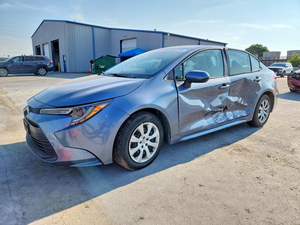 2024 TOYOTA COROLLA LE - 1