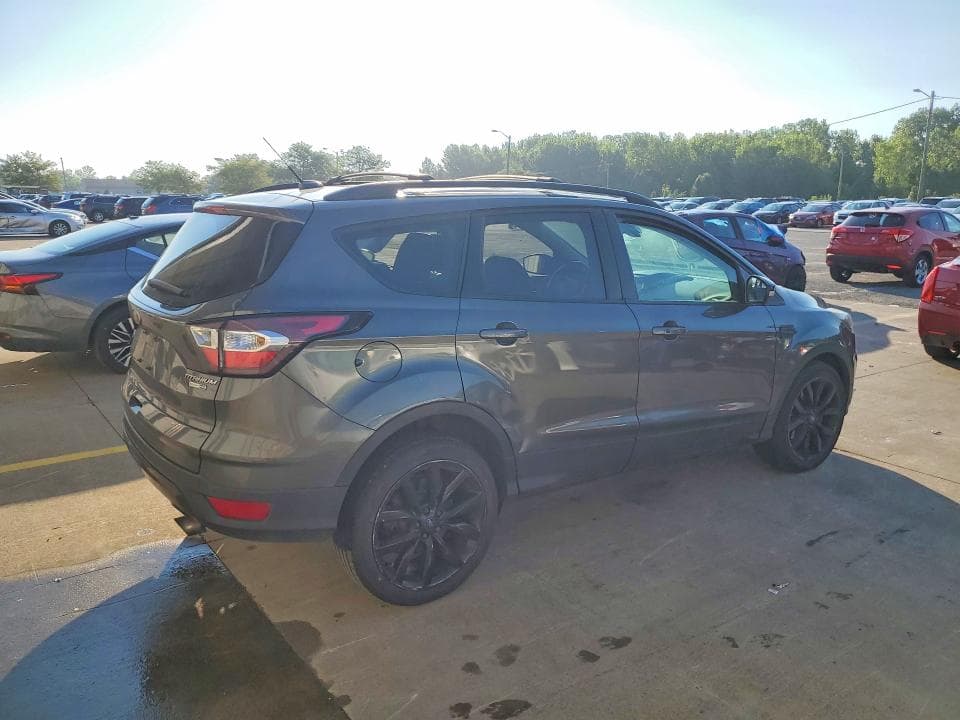 2017 FORD ESCAPE TITANIUM 3