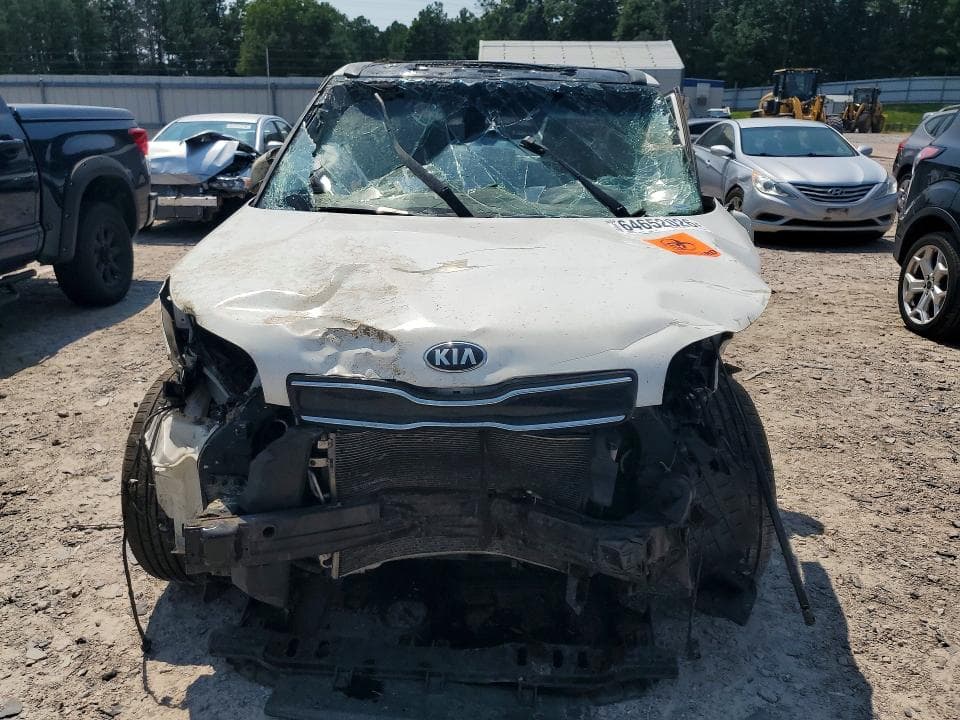 2017 KIA SOUL + 5