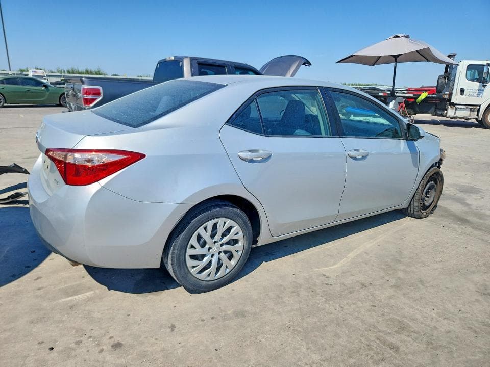 2019 TOYOTA COROLLA LE 3