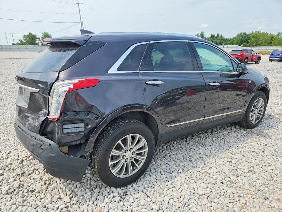 2017 CADILLAC XT5 LUXURY 3
