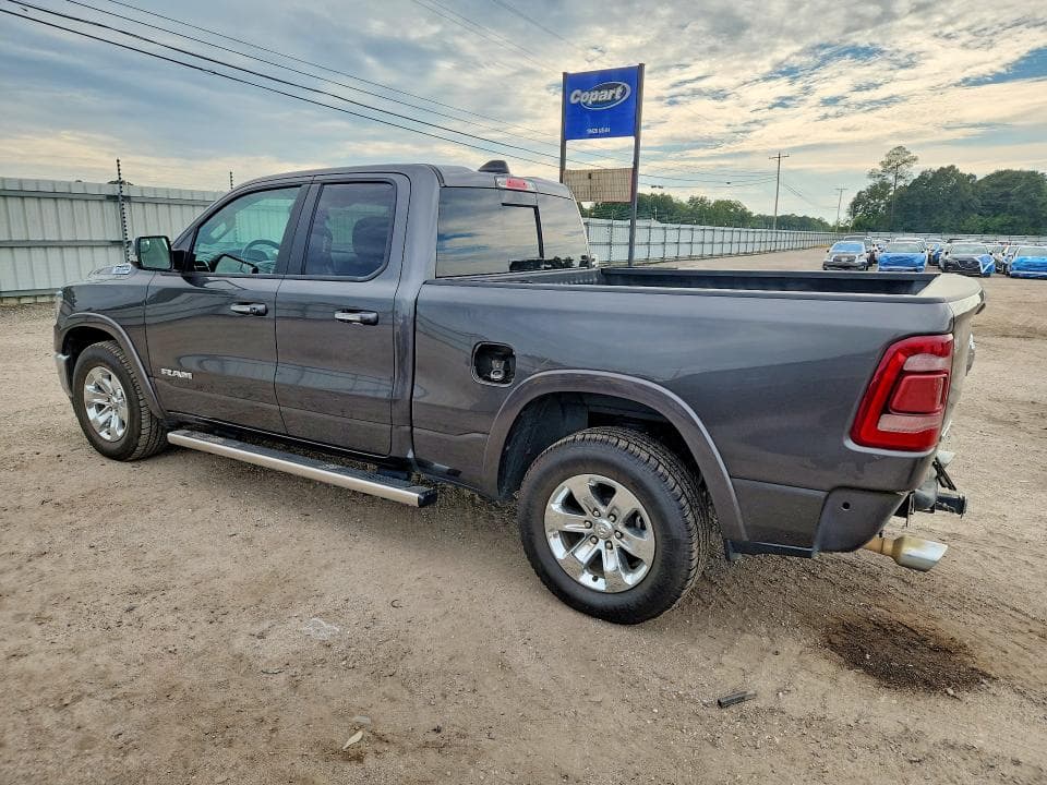 2019 RAM 1500 LARAMIE 2