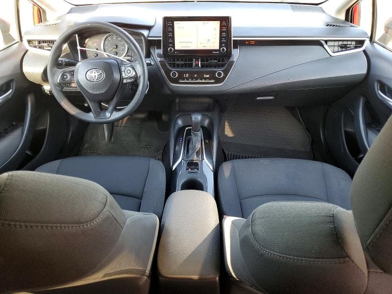 2021 TOYOTA COROLLA LE 8