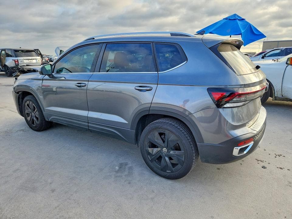 2025 VOLKSWAGEN TAOS SE 2