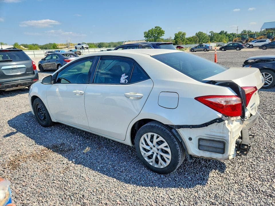 2018 TOYOTA COROLLA LE 2