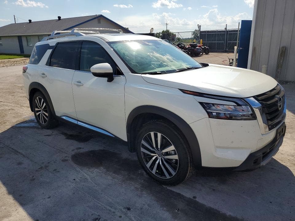 2023 NISSAN PATHFINDER PLATINUM 4