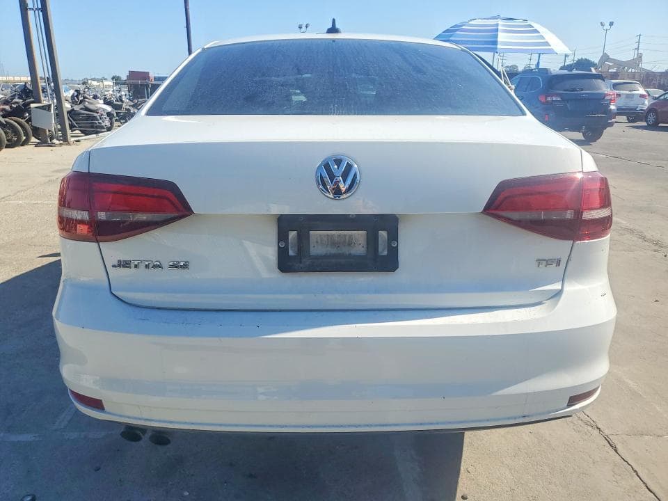 2017 VOLKSWAGEN JETTA SE 6