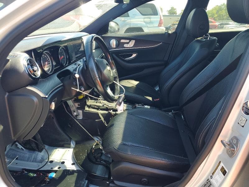 2017 MERCEDES-BENZ E 300 4MATIC 7