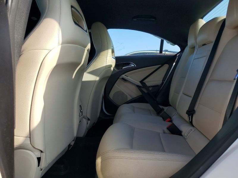 2018 MERCEDES-BENZ CLA 250 10