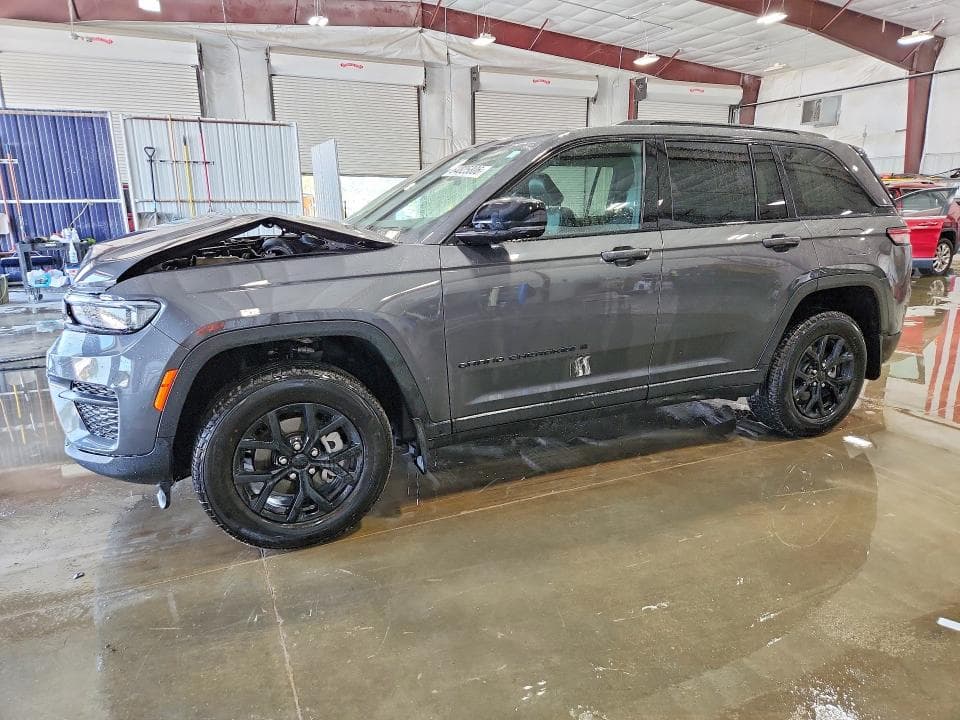 2025 JEEP GRAND CHEROKEE LAREDO - 1