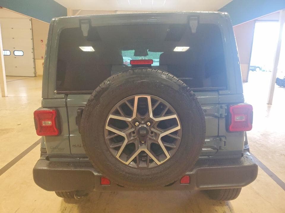 2026 JEEP WRANGLER SAHARA 6