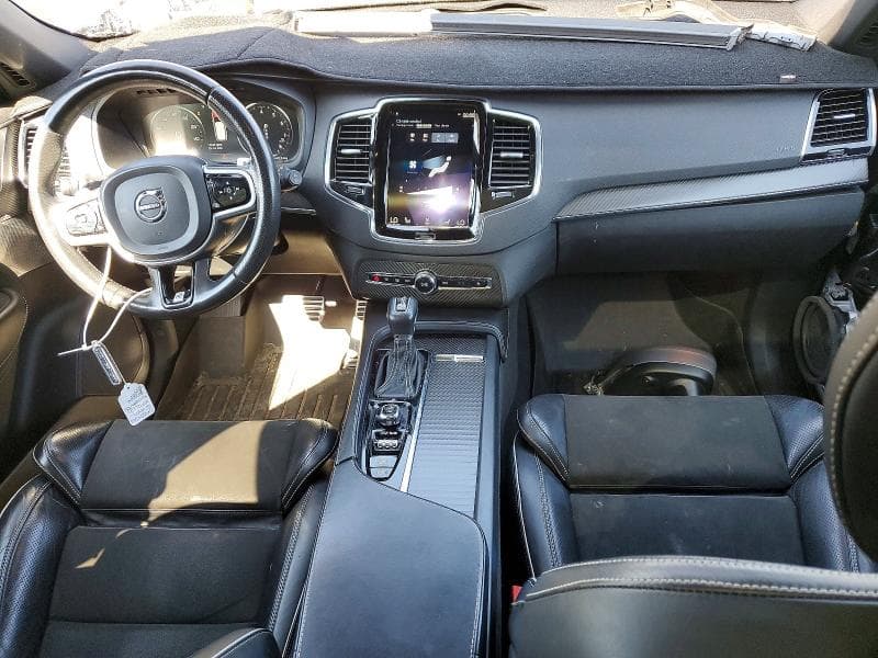 2018 VOLVO XC90 T6 8