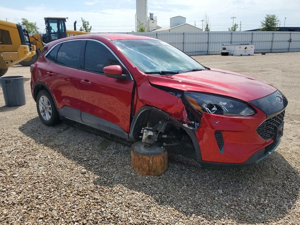 2020 FORD ESCAPE SE 4